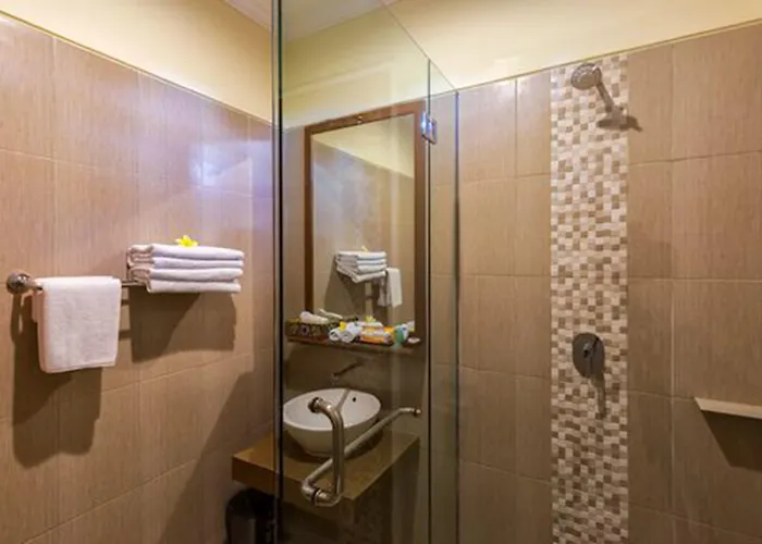 Destiny And Residences 4* ケロボカン
